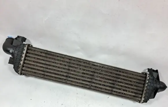 Volvo S40 Intercooler air channel guide 