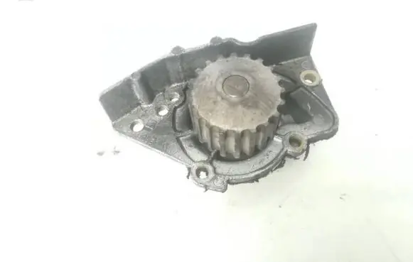Peugeot 605 Water pump 11982149