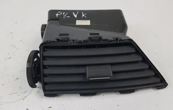 Chrysler Pacifica Dash center air vent grill