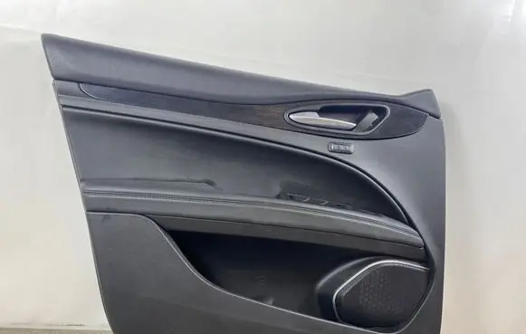 Alfa Romeo Stelvio Front door card panel trim 530260632010