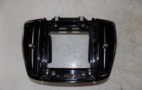 Volvo XC60 Dash center air vent grill 31417738