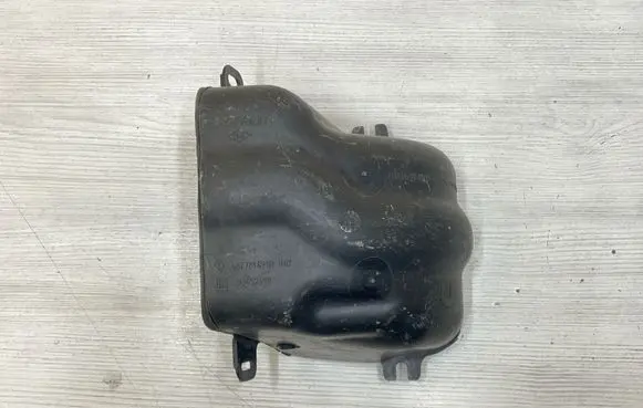 Renault Trafic III (X82) Intercooler air guide/duct channel 687781491R