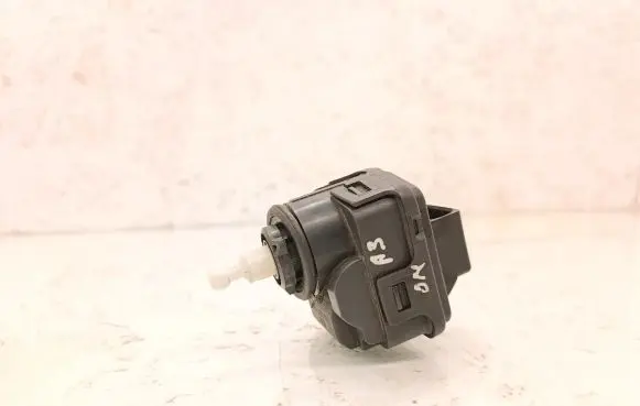 Audi A3 S3 8L Headlight level adjustment motor 8L0941295