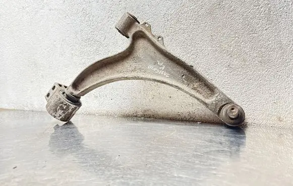 Opel Insignia A Front control arm 0131221