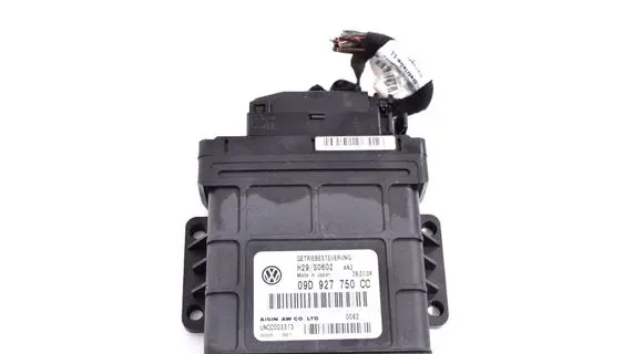 BMW 5 F10 F11 Gearbox control unit/module 09D927750CC