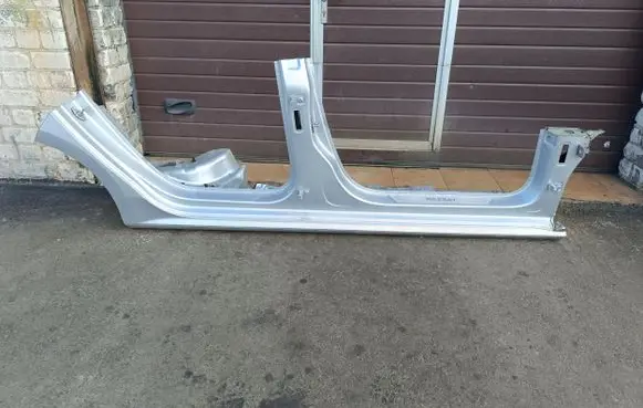 Volkswagen PASSAT B8 USA Front sill (body part) 