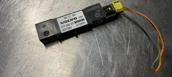Volvo XC70 Airbag deployment crash/impact sensor 8622365 007083