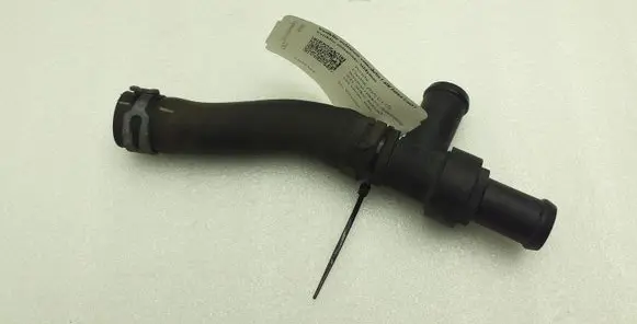 Porsche Cayenne (92A) Engine coolant pipe/hose 7P5122101K