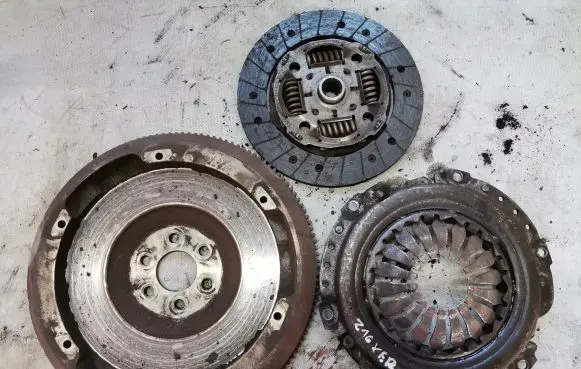 Opel Zafira B Clutch set kit Z16XER