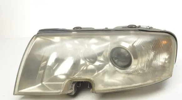 Skoda Superb B5 (3U) Headlight/headlamp 246754