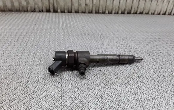 Fuel injector