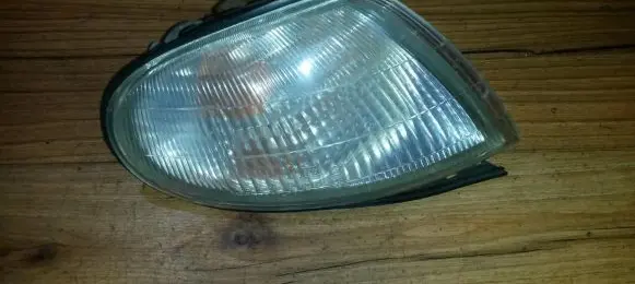 Hyundai Lantra II Front indicator light 92302290 92302-290