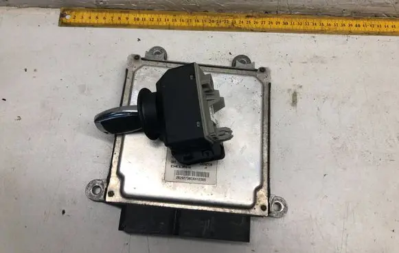 Mercedes-Benz E W212 Ignition lock A2129055000 01121823 100198700