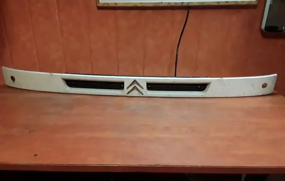 Citroen Jumper Front bumper upper radiator grill 1305094080