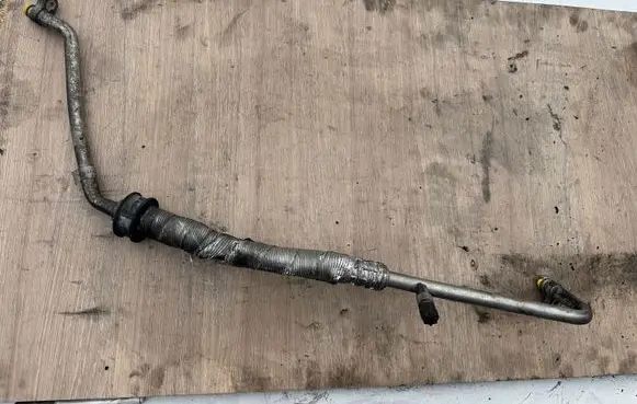 BMW X5 E53 Air conditioning (A/C) pipe/hose 6917865