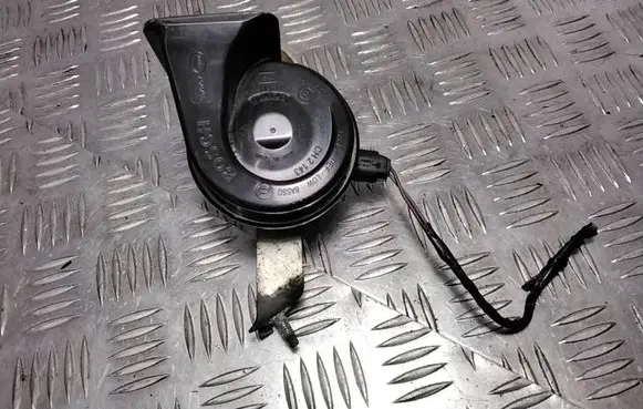 BMW X3 E83 Horn signal 703881157