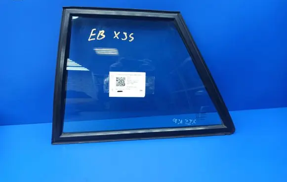 Jaguar XJS Rear side window 43R00002