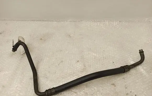 BMW 7 E38 Oil cooling pipe 