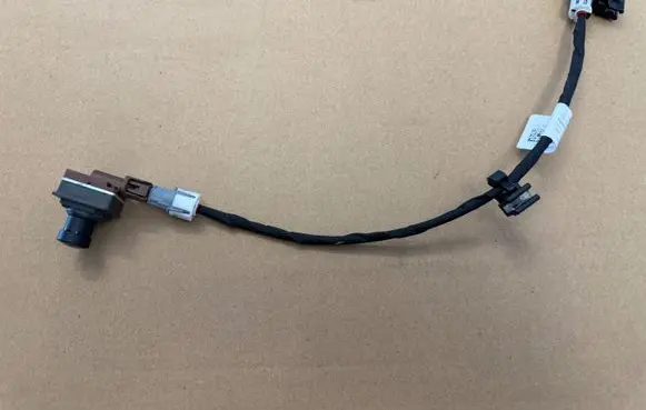 Volkswagen Amarok II Front bumper camera ML3T19G490BC