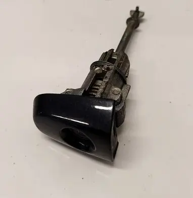 Toyota Corolla E120 E130 Front door lock (next to the handle) N0501337