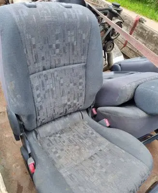 Toyota Previa (XR30, XR40) II Second row seats 