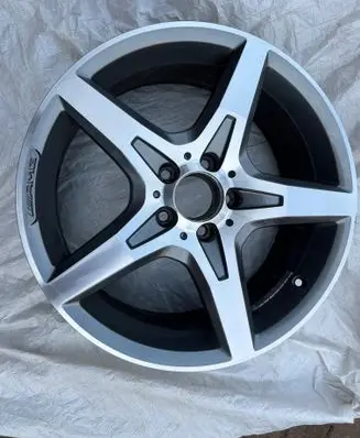Mercedes-Benz SLK R172 R18 alloy rim A1724012602