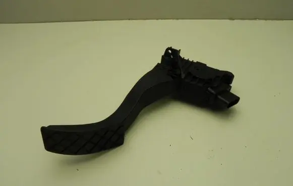 Volkswagen Golf VII Accelerator throttle pedal 5Q1721503F I6758