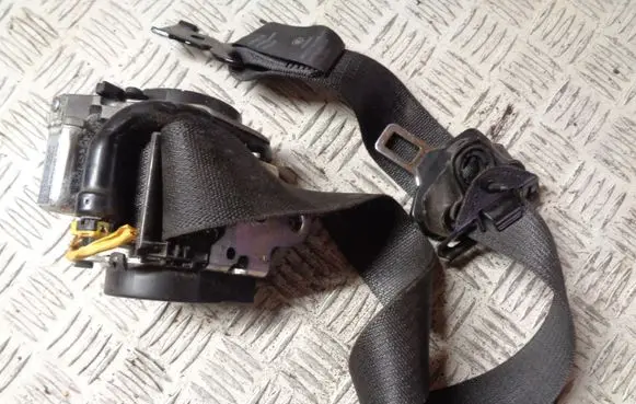 Chevrolet Cruze Front seatbelt 619516200B 13297089 13251150