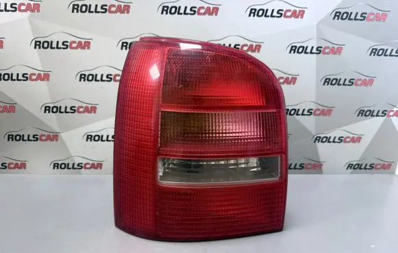 Audi A4 S4 B5 8D Rear/tail lights 8D9945095D