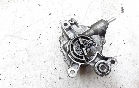 Ford Kuga I Vacuum pump