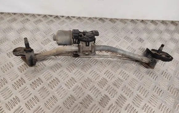 Opel Astra H Front wiper linkage and motor 13111211 0390241538