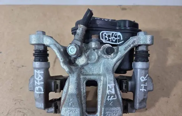 Toyota Corolla E210 E21 Rear brake caliper F394