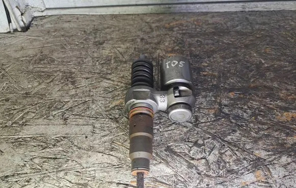 Land Rover Discovery Fuel injector MSC000030 BEBE2A01001 15921LW