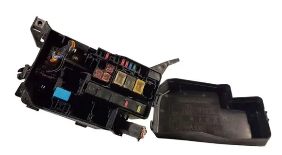 Toyota RAV 4 (XA30) Fuse box set 8266242170