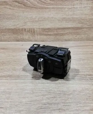 BMW 5 E60 E61 Light module LCM 9169408 33600621