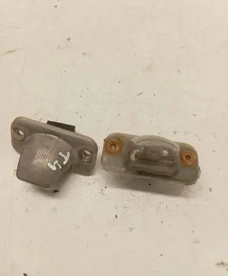 Volkswagen Transporter - Caravelle T4 Number plate light