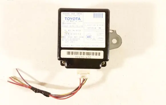 Toyota Celica T230 Door central lock control unit/module 8974120150 619886000