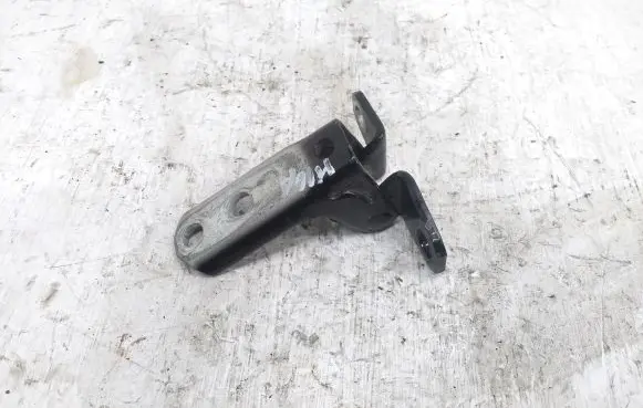 Mitsubishi Outlander Rear door lower hinge