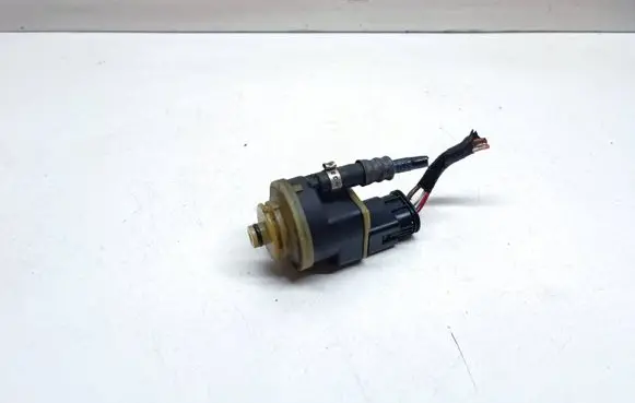 BMW 5 F10 F11 Fuel filter heater 8572527