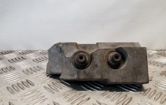 Ford Mondeo MK V Engine mounting bracket DG9317E812AB
