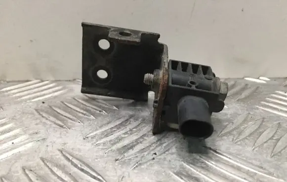Mercedes-Benz S W221 Airbag deployment crash/impact sensor A2215458040 0038202926