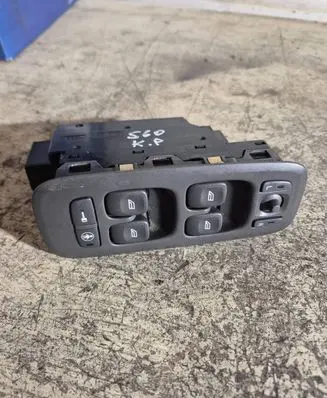 Volvo S60 Electric window control switch 8682836