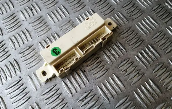 Hyundai i40 Door central lock control unit/module 919402H130