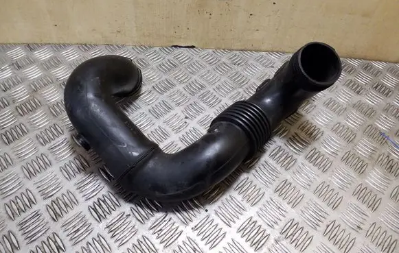 Nissan NV400 Air intake duct part 165554107R 70356875