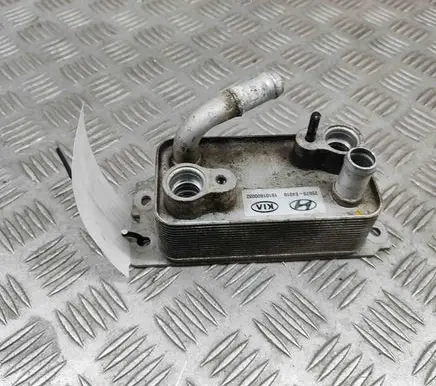 KIA Soul Engine oil radiator 25670E4010