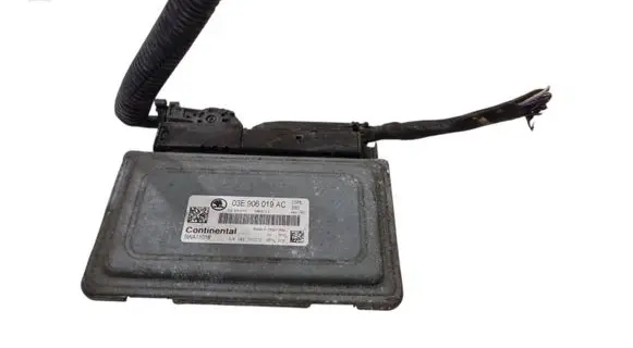 Skoda Fabia Mk2 (5J) Engine control unit/module ECU 03E906019AC
