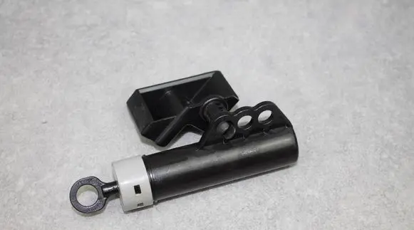 Hyundai Santa Fe Glove box lock DPK04
