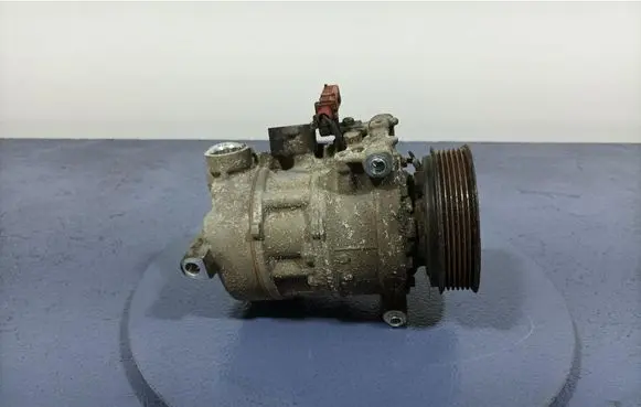 Audi A4 S4 B8 8K Air conditioning (A/C) compressor (pump) 8T0260805F