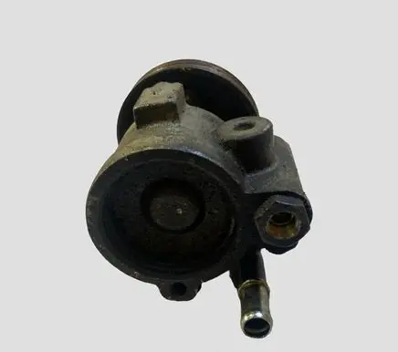 Volvo S40, V40 Power steering pump