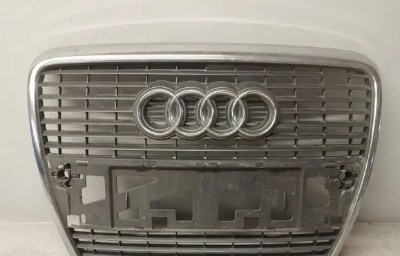 Audi A6 S6 C6 4F Front bumper upper radiator grill DN13677 4F0853651